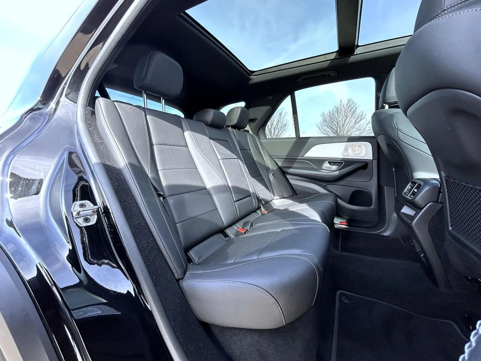 Used 2025 Black Mercedes-Benz GLE 350 image 18