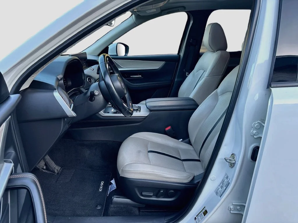 Certified Used 2024 White Mazda Preferred image 21