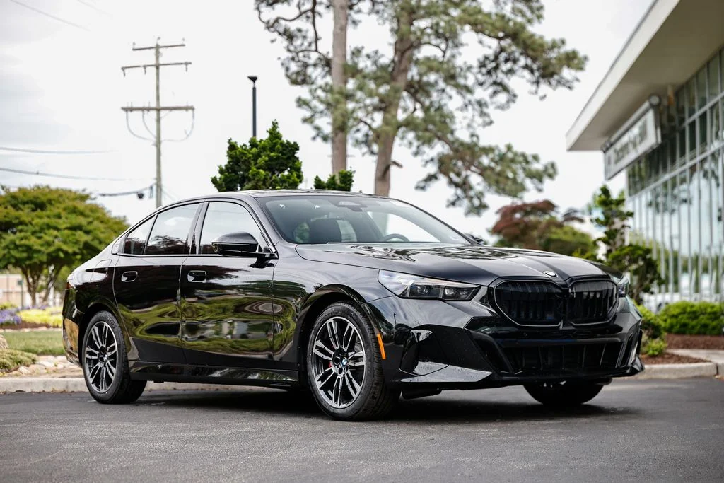 2027 BMW 5 Series 530i Sedan's photo