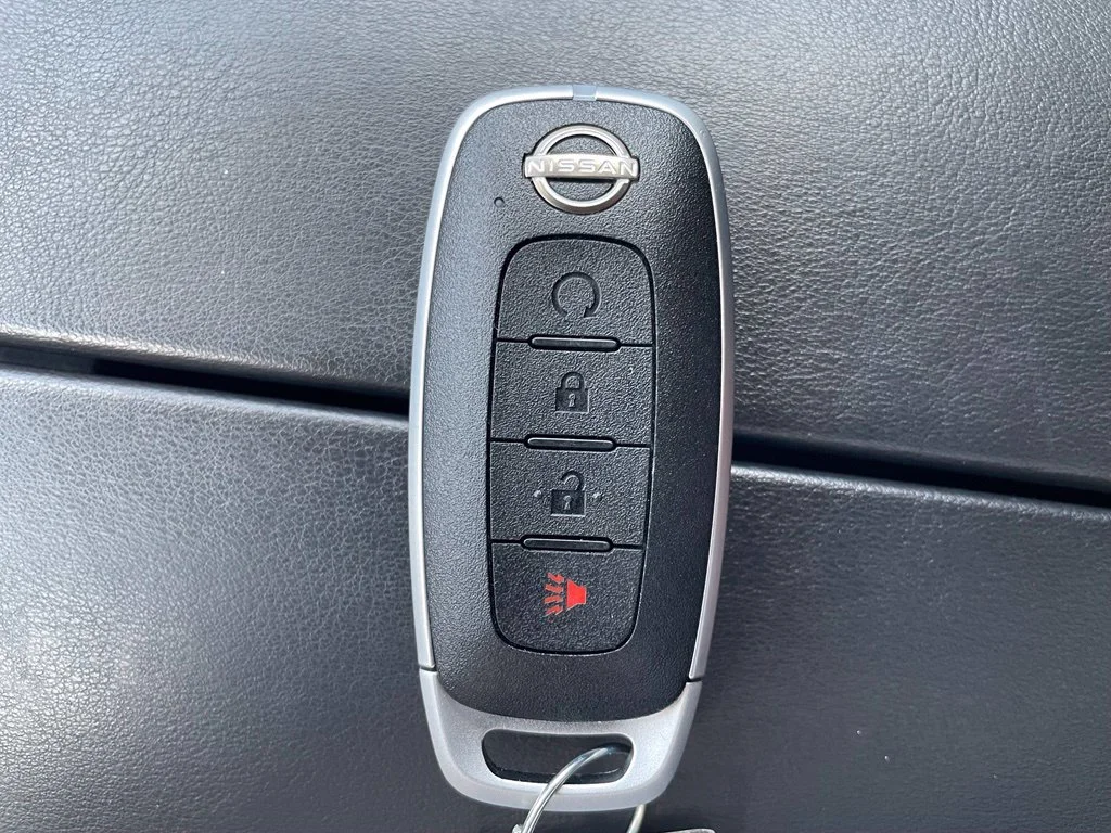 Used 2023 Blue Nissan SV image 17