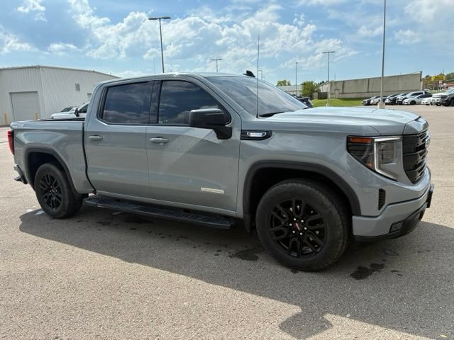 Used 2024 GMC Sierra 1500 Elevation with VIN 1GTUUCE88RZ168130 for sale in Kansas City