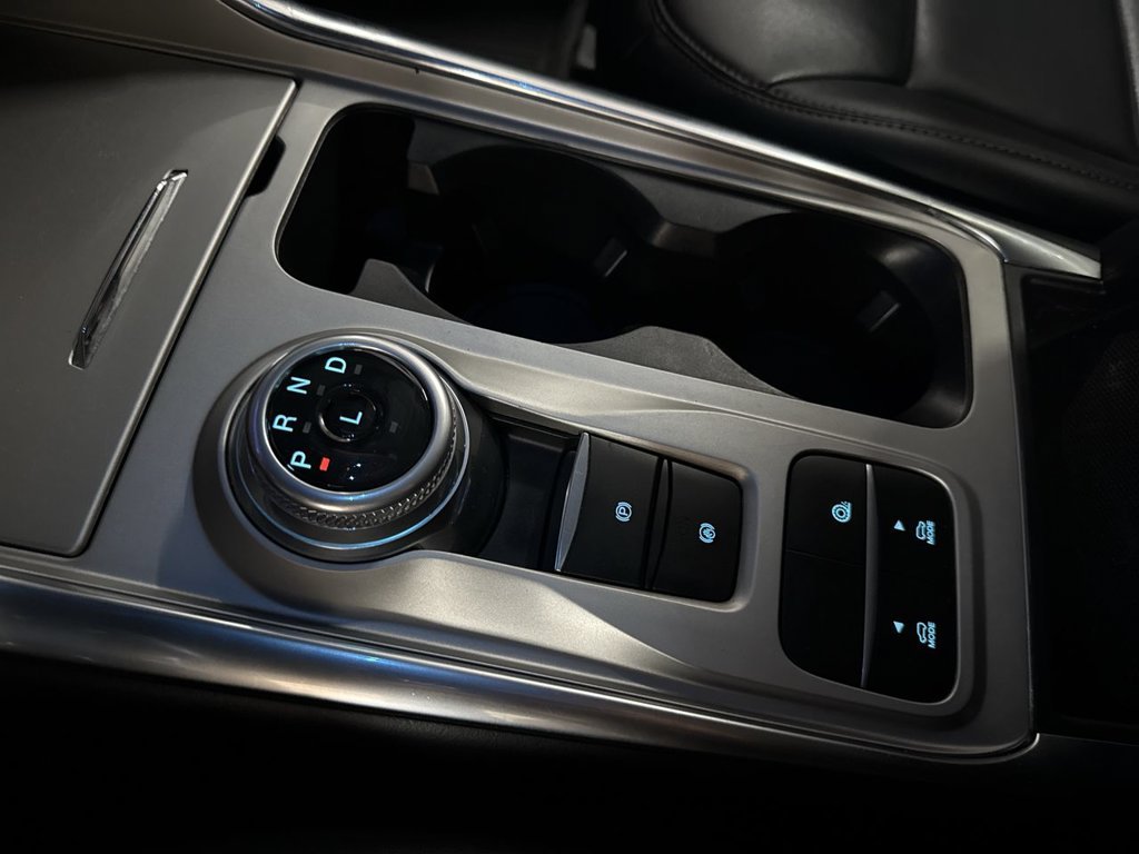 Used 2022 Gray Metallic Ford XLT image 25