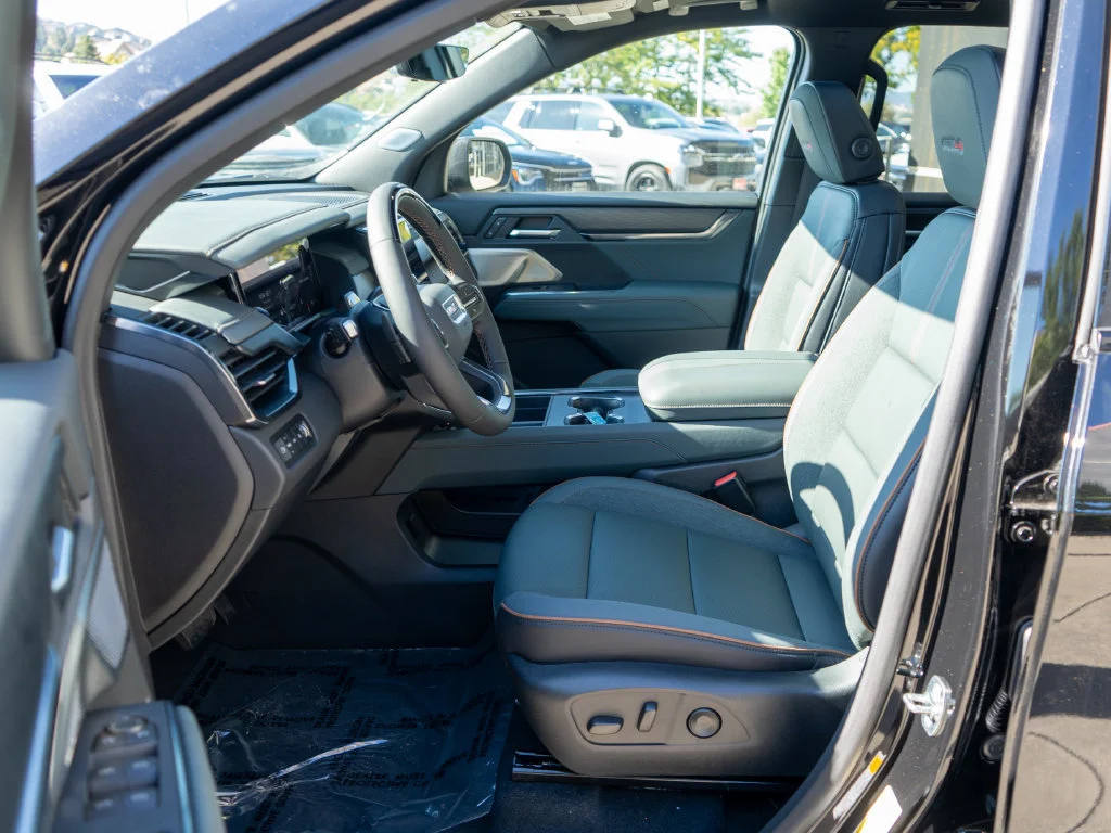 2027 GMC Acadia AT4 - Photo 11