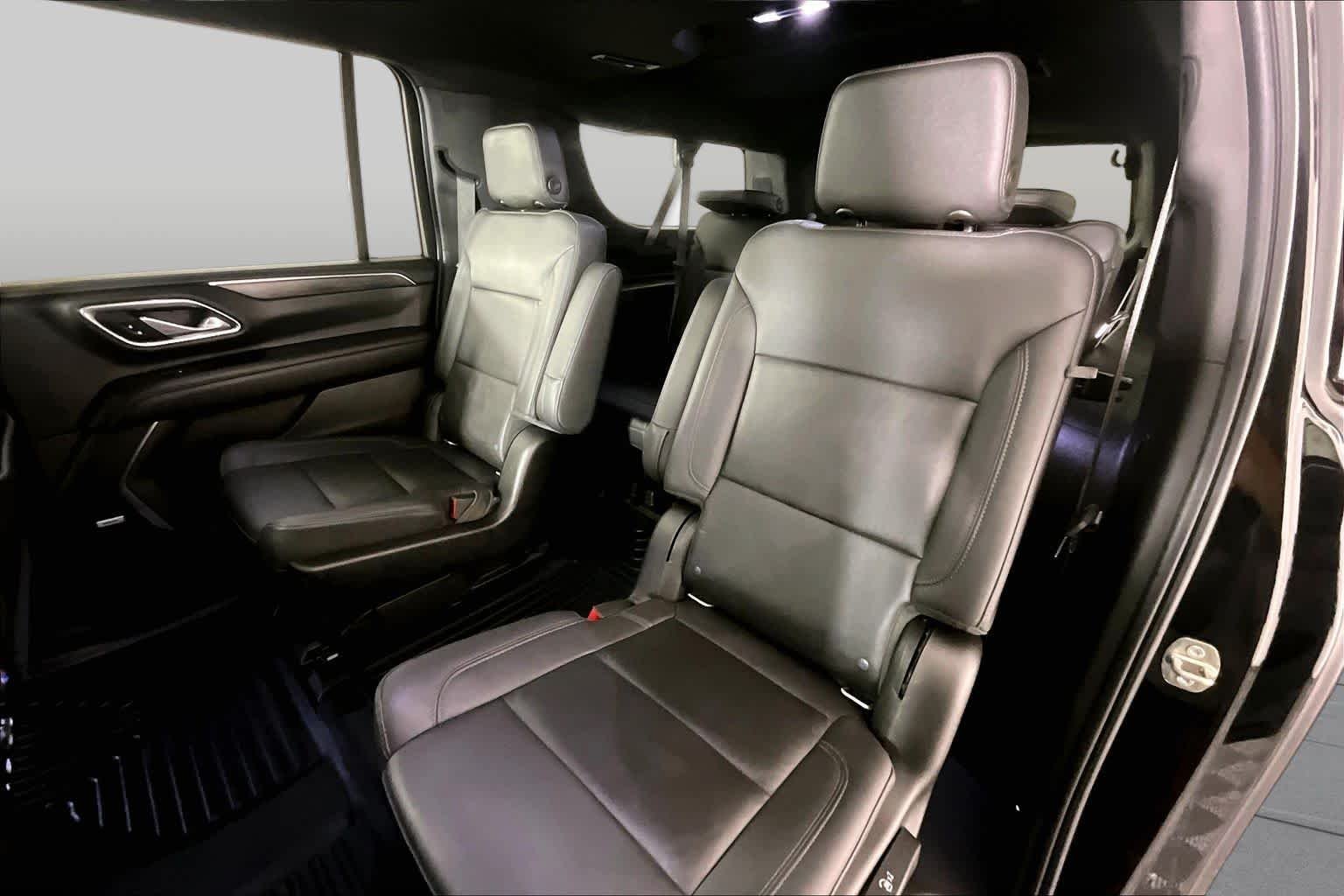 Used 2021 BLACK Chevrolet Z71 image 18