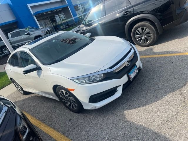 Used 2017 White Honda EX image 3