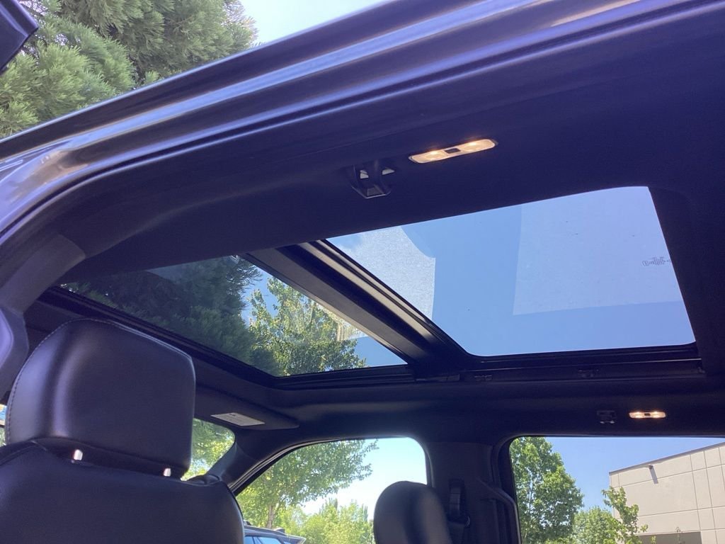 Used 2019 Gray Ford Raptor image 4
