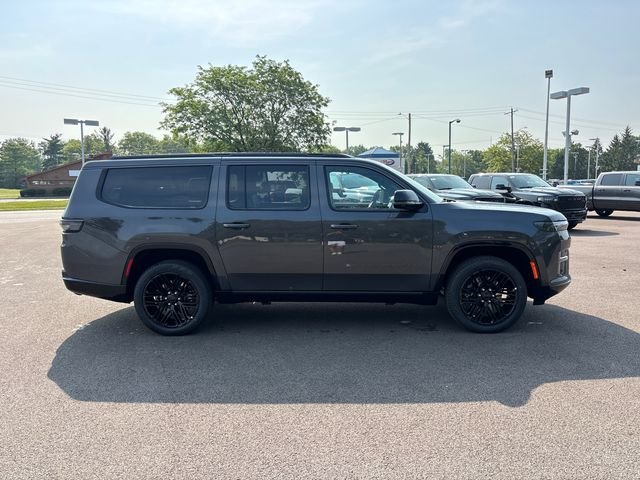 New 2026 Baltic Gray Metallic Clearcoat Jeep Limited Reserve image 31