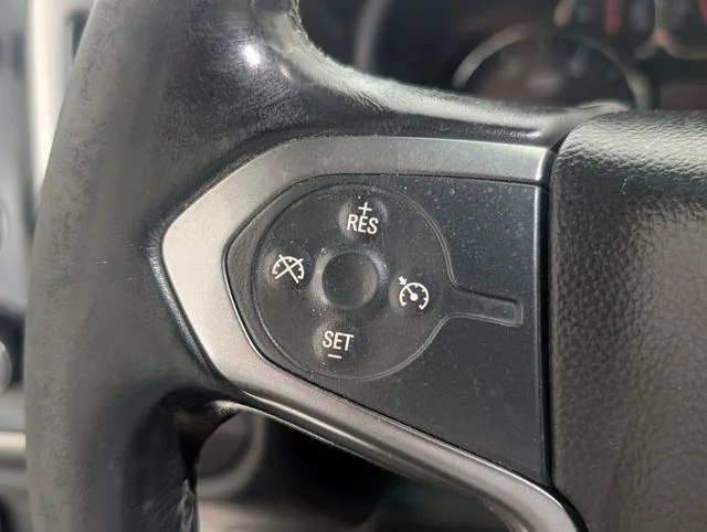 Used 2018 White Chevrolet LT image 33