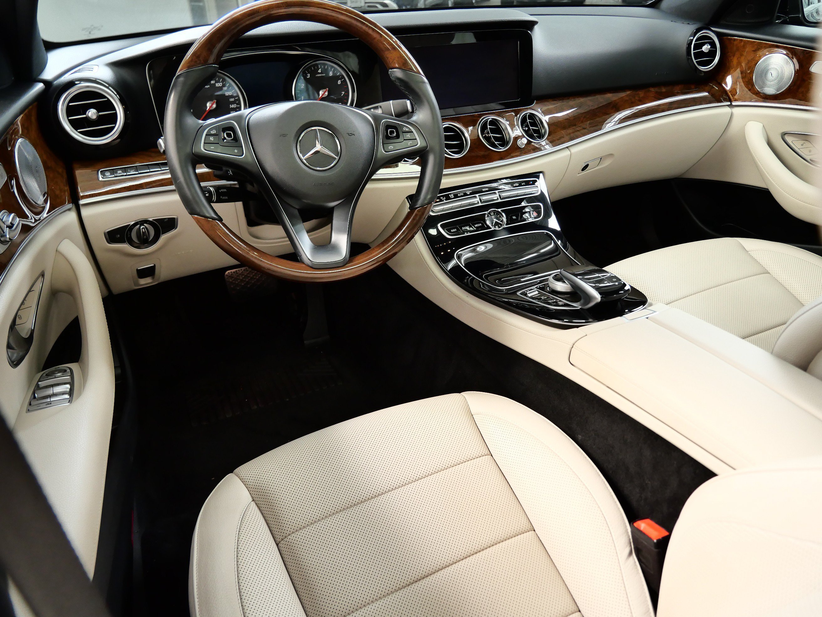Used 2018 Mercedes-Benz E-Class E400 with VIN WDDZF6GB7JA455932 for sale in Minnetonka, Minnesota