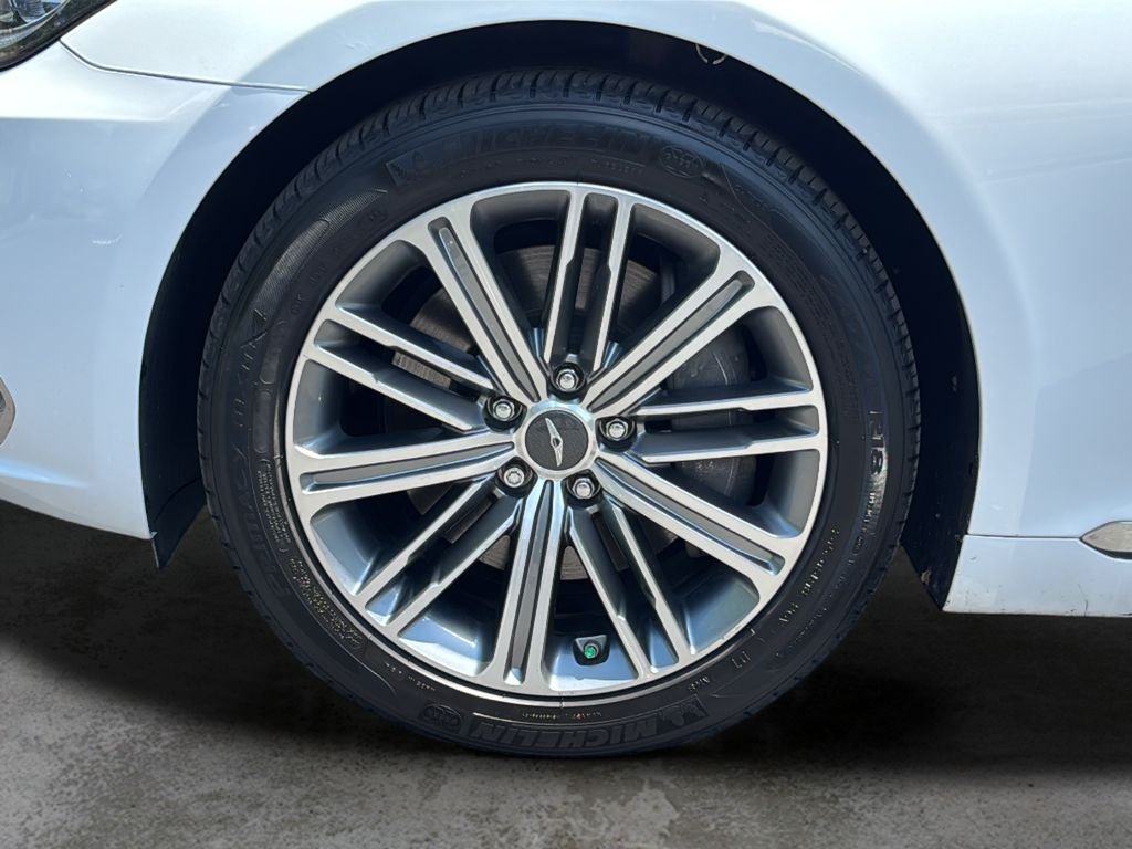 Used 2019 Casablanca White Genesis 3.8 image 46