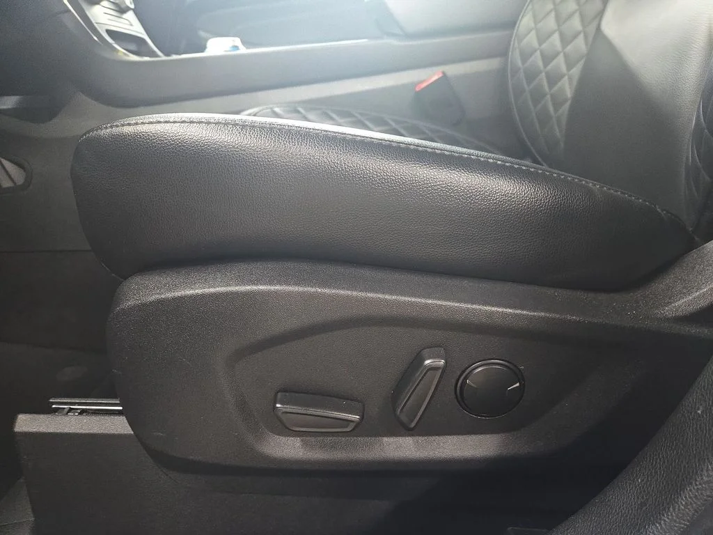 2024 Ford Edge Titanium - Photo 14