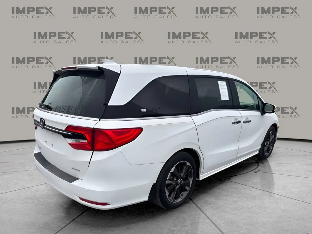 Used 2023 White Honda Elite image 5