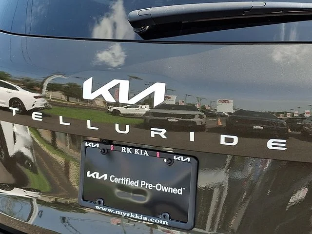 Certified Used 2024 Green Kia SX-Prestige image 32