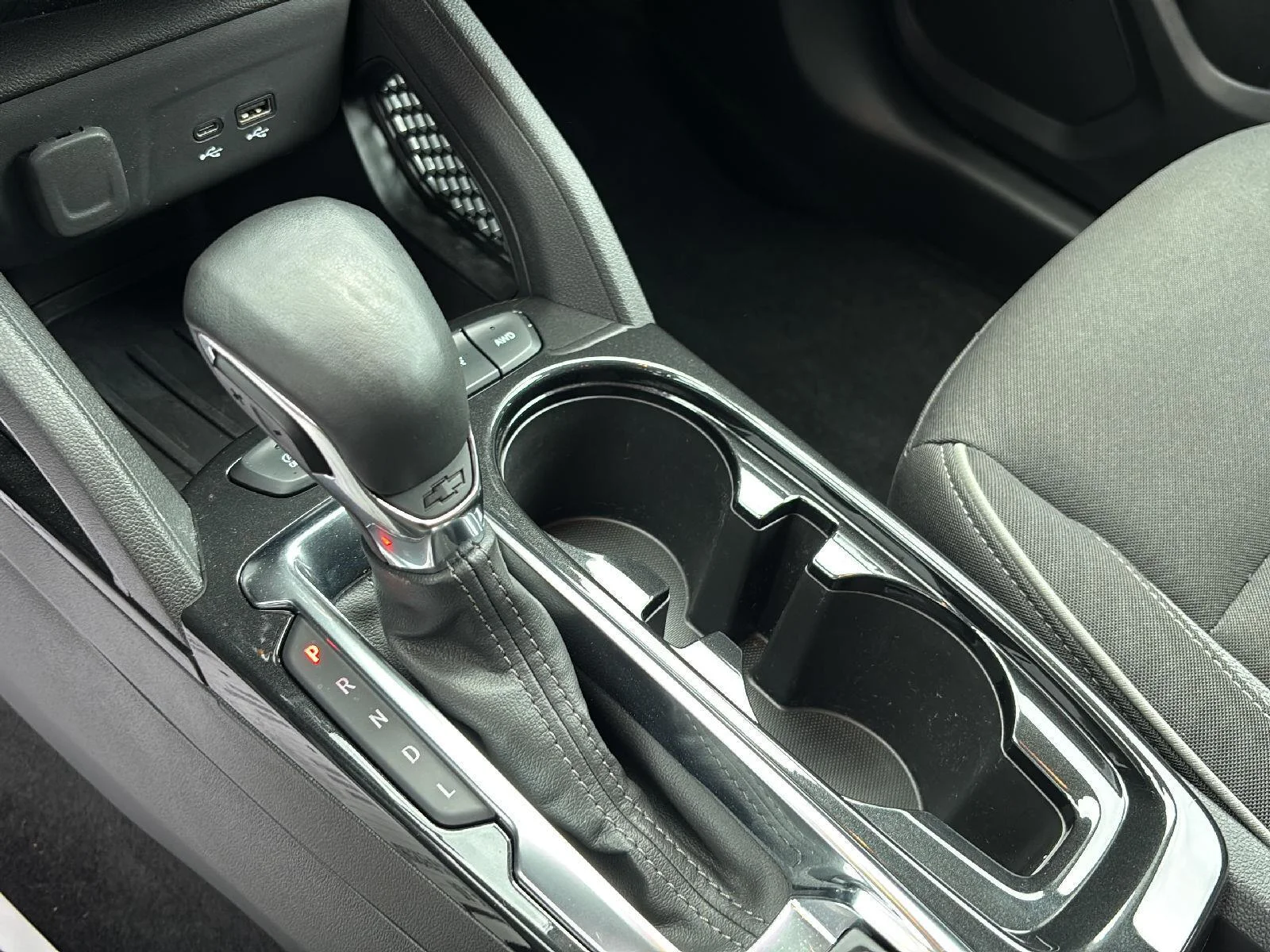 Used 2024 Iridescent Pearl Tricoat Chevrolet LT image 15