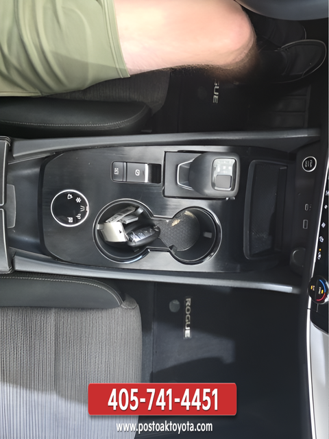 Used 2021 Gray Nissan SV image 16