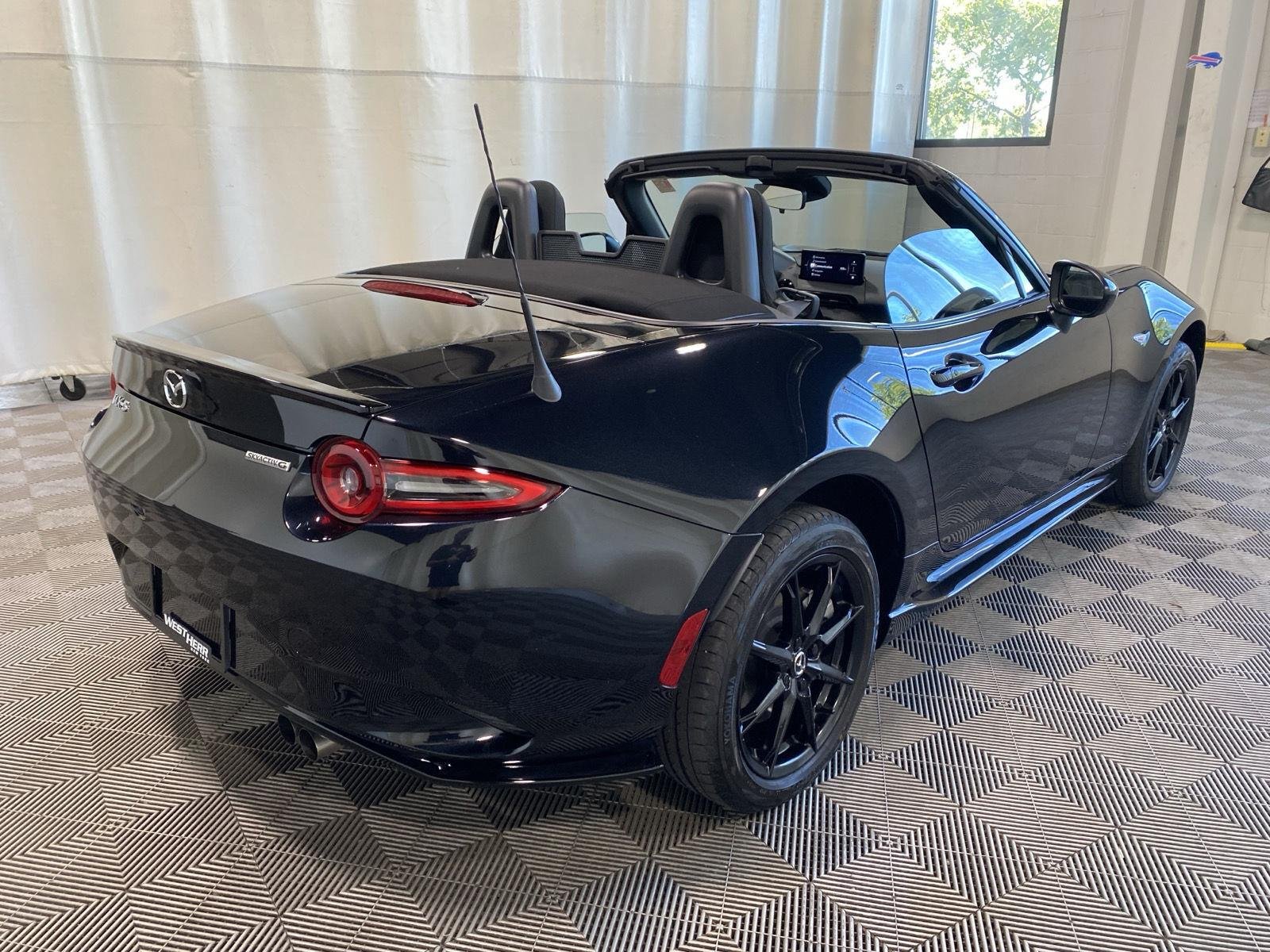 Certified Used 2025 Jet Black Mica Mazda Sport image 12