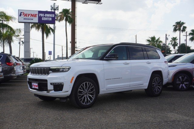 2025 Jeep Grand Cherokee L Summit Reserve 4x4's photo