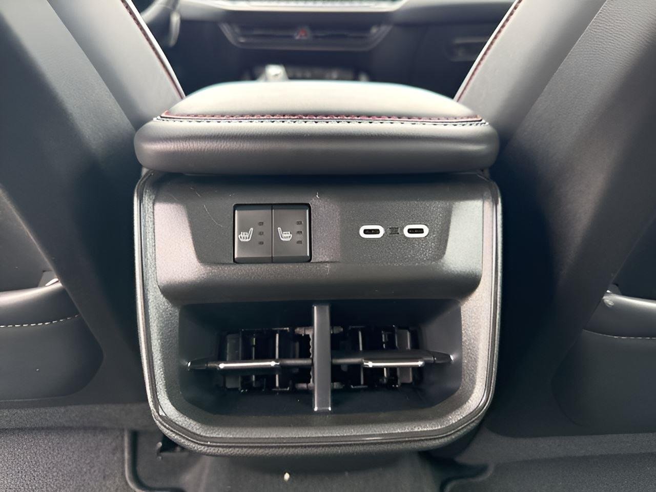 New 2026 Triple Nickel Exterior Paint Dodge R/T Plus image 33