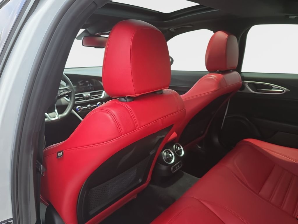 Used 2024 White Alfa Romeo Veloce image 14