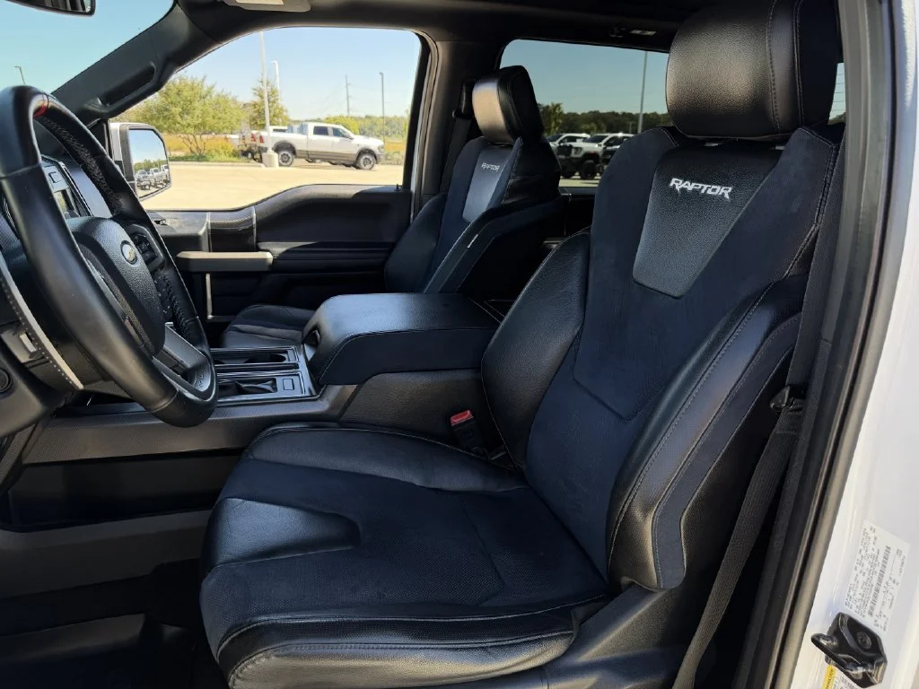 Used 2020 White Ford Raptor image 25