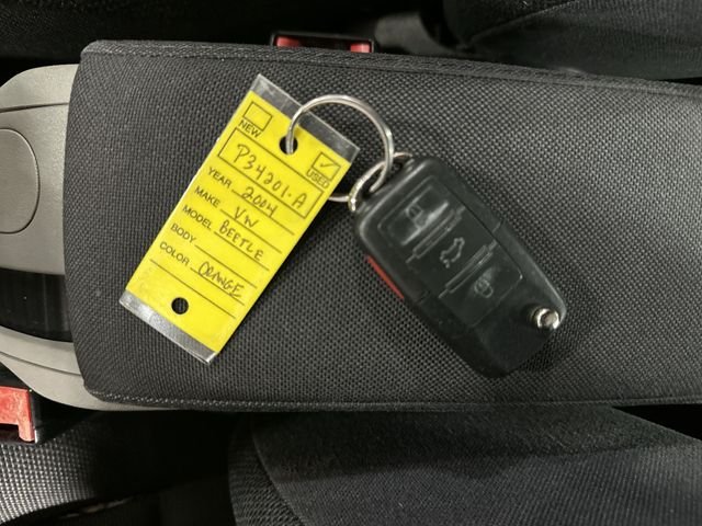Used 2004  Volkswagen GLS image 33
