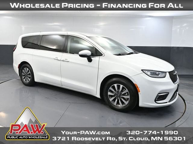2023 Chrysler Pacifica Hybrid Touring L