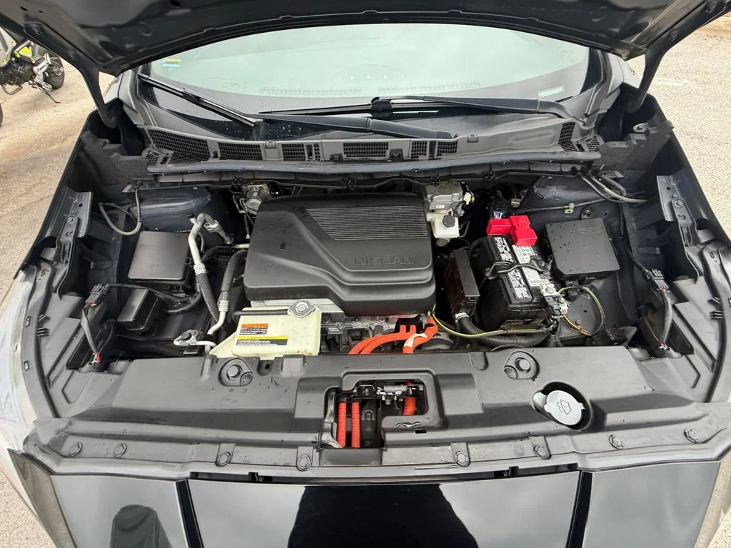 Used 2023 Black Nissan S image 20