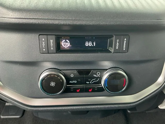 New 2026 Space Silver Metallic Ford MAX Platinum® image 30