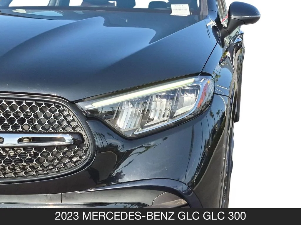 Used 2023 Black Mercedes-Benz GLC 300 image 10
