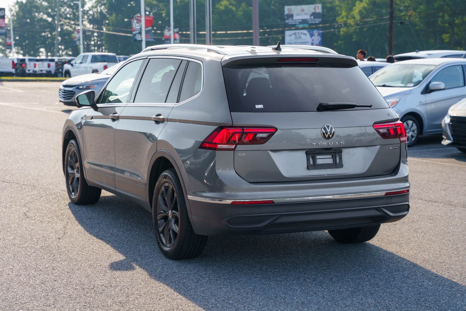 Used 2024 Gray Volkswagen 2.0T SE image 5