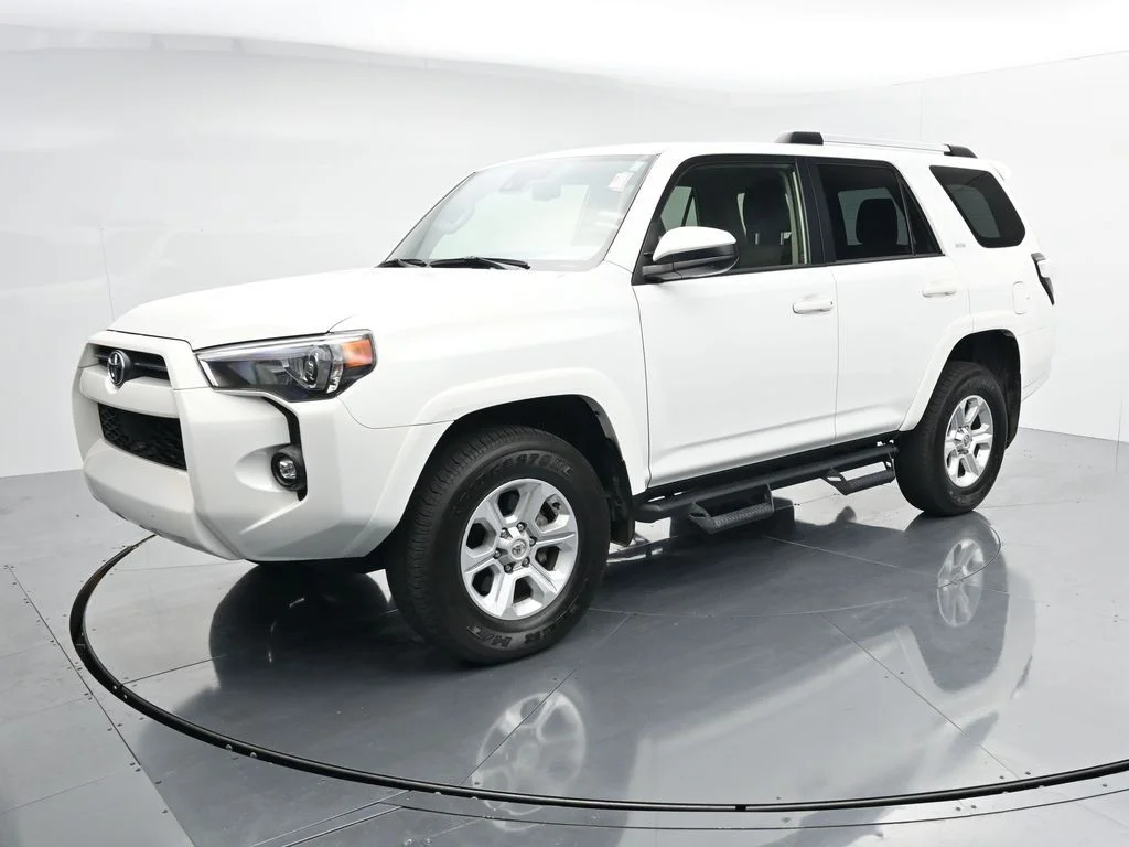Used 2023 White Toyota SR5 image 4