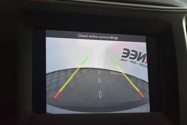 Used 2019 Silver Jeep Latitude Plus image 34