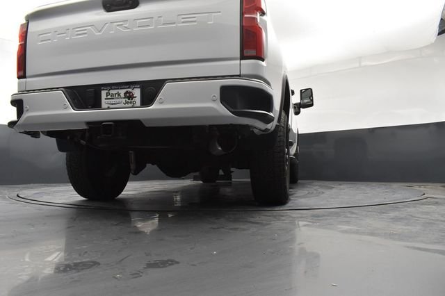 Used 2024 White Chevrolet LT image 23