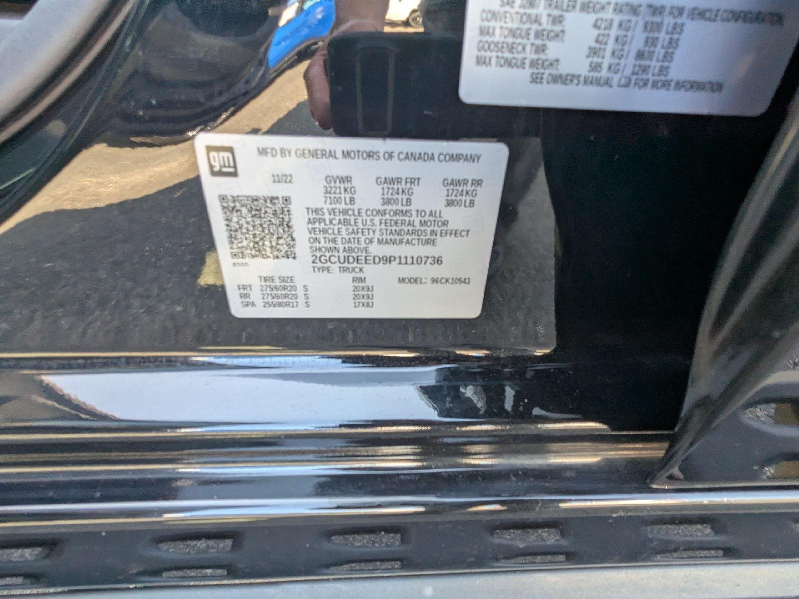 Used 2023 Black Chevrolet RST image 28