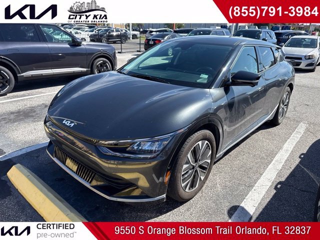 Certified Used 2024 Gray Kia Wind image 1