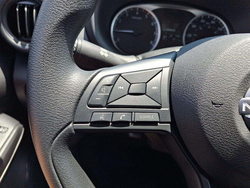 Used 2025 Blue Nissan S image 21