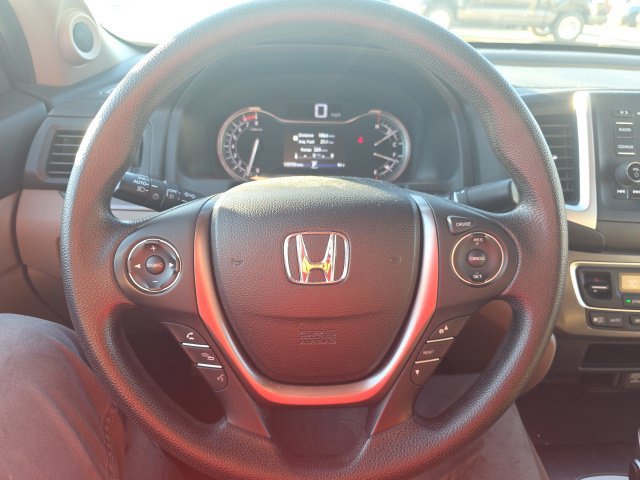 Used 2017 White Honda RTS image 13