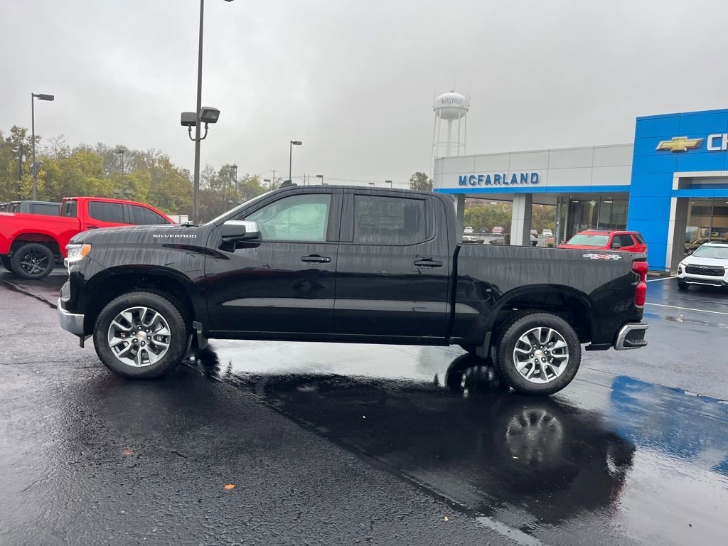 2026 Chevrolet Silverado 1500 LT photo 2