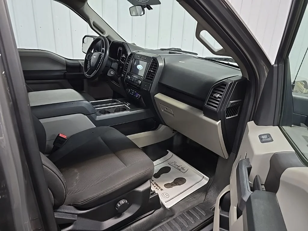 Used 2018 Gray Ford XL image 20
