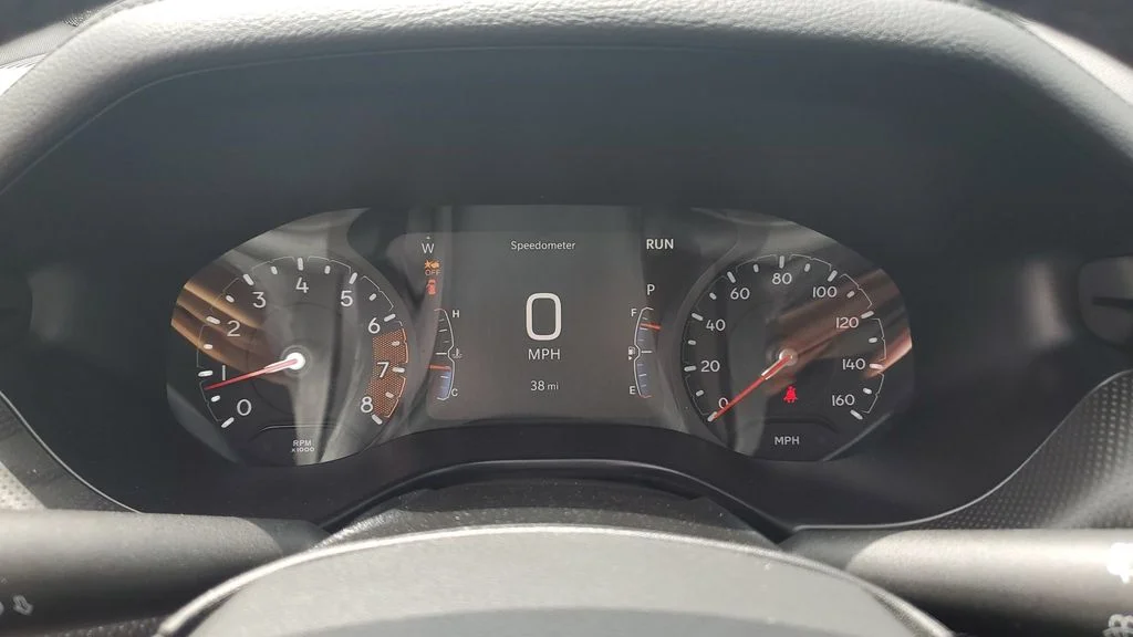 Used 2026 White Jeep Latitude image 31