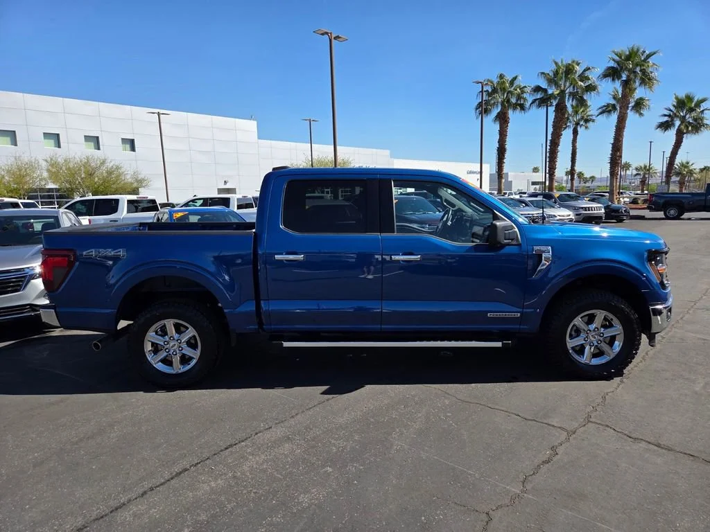 Used 2024 Atlas Blue Metall Ford XLT image 7