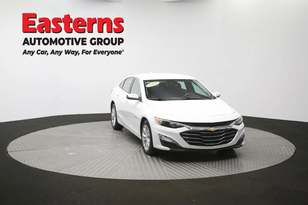 Used 2025 White Chevrolet LT image 53