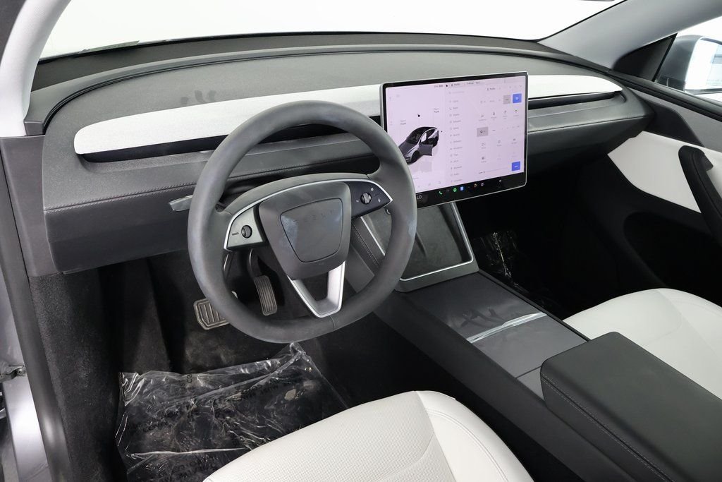 Used 2026  Tesla Premium image 7