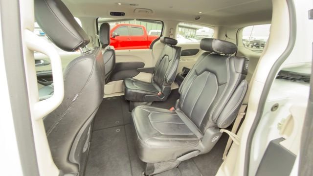 Used 2023 White Chrysler Touring L image 29