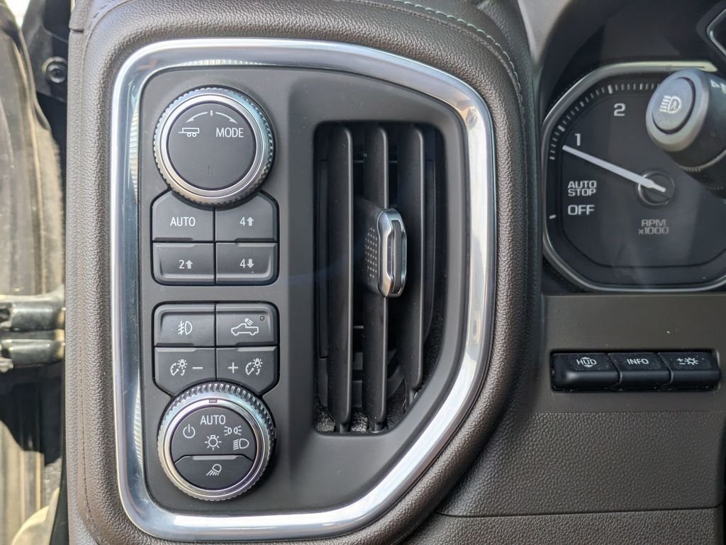 Used 2021 Black GMC Denali image 35