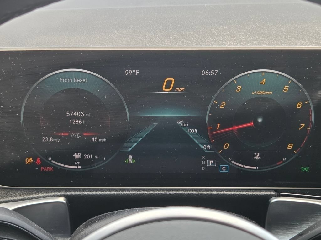 Used 2021 Night Black Mercedes-Benz GLB 250 image 34