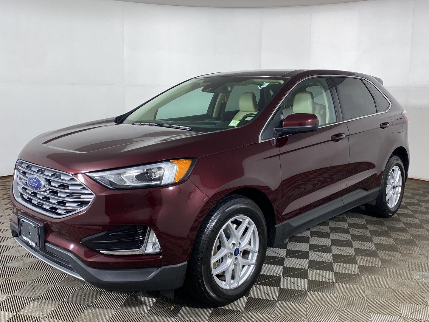 Used 2022 Burgundy Velvet Metallic Tinted Clearcoat Ford SEL image 26