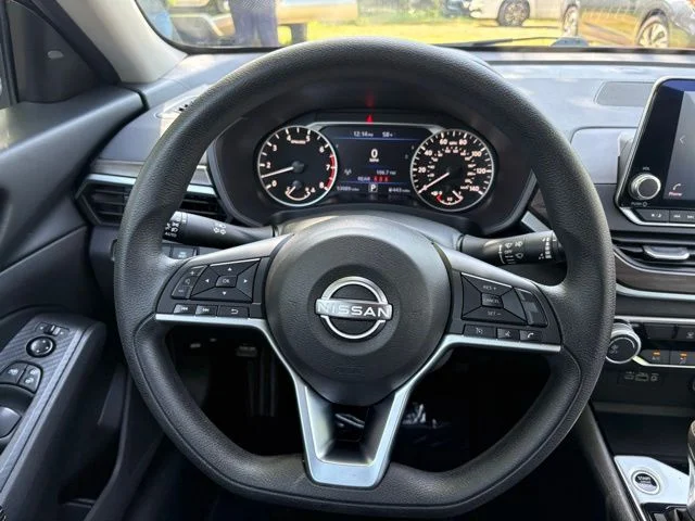 Used 2024 Red Nissan 2.5 SV image 20