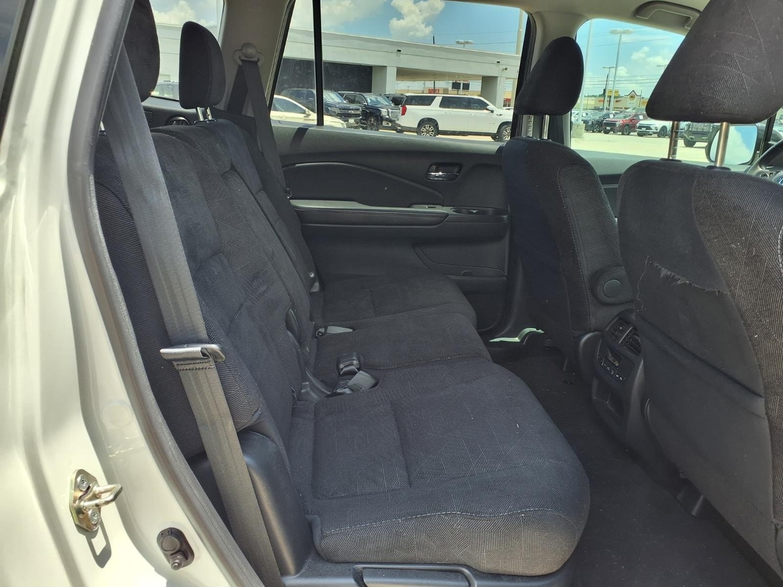 Used 2020 Platinum White Pearl Honda EX image 16