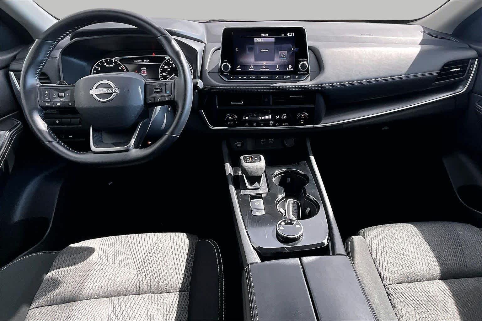 Used 2025 Brilliant Silver Metallic Nissan SV image 15